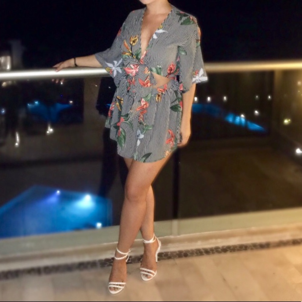 Sign of the Times Playsuit - Picture 1 of 3